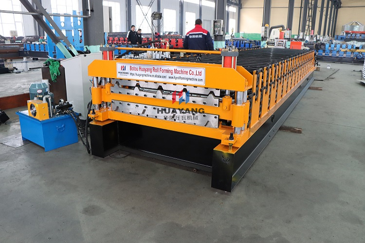 Double layer roof sheet making machine