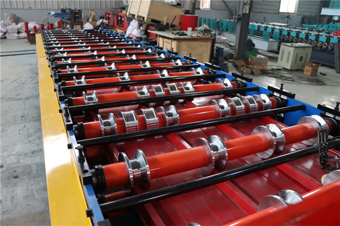 TR4-36 metal roof tiles machine for peru market