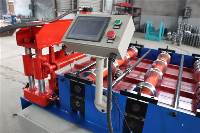TR4-36 metal roof tiles machine for peru market