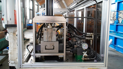 Light keel villa stud rolling machine