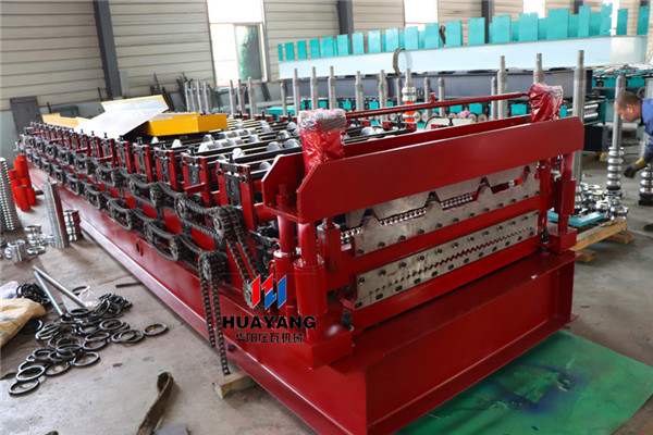 Double layer roll forming machine