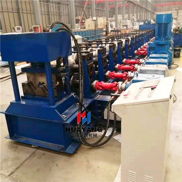 highway guardrail roll forming machine