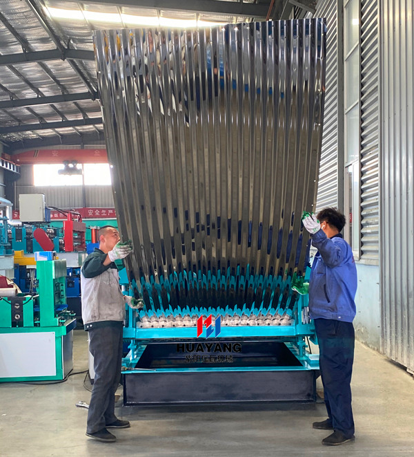 galvanized steel fish tank sheet sidewall roll forming machine