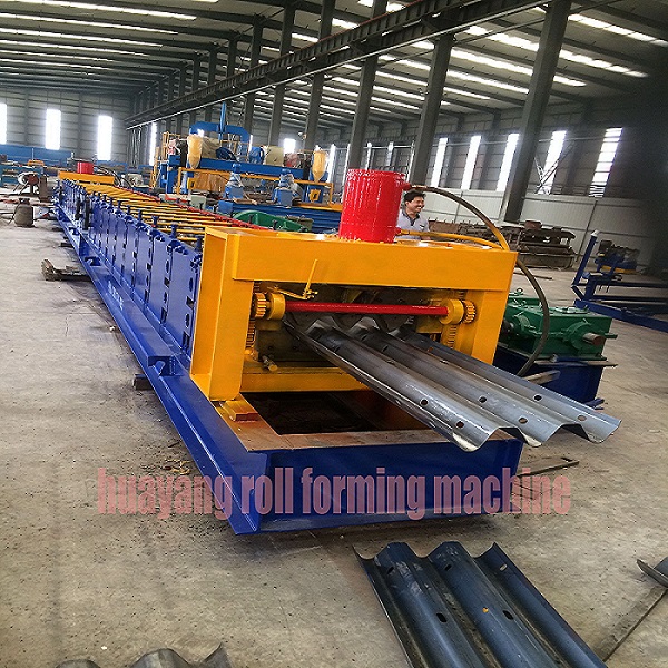 highway guardrail making machine