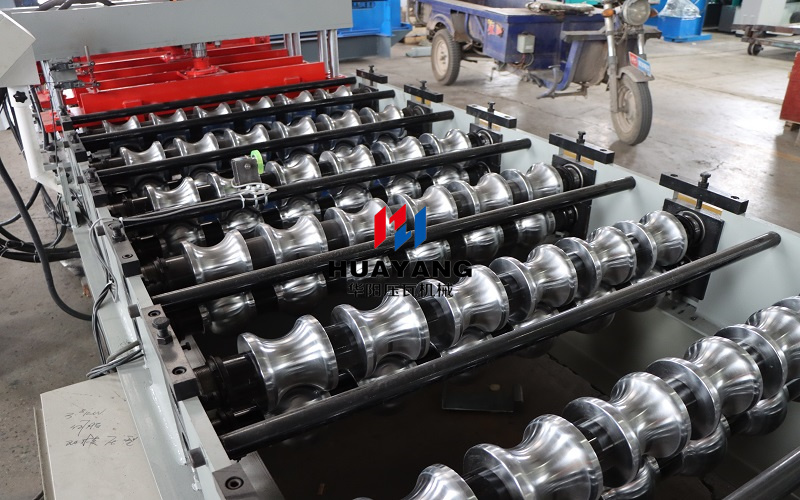 glazed steel sheet rolling form machine