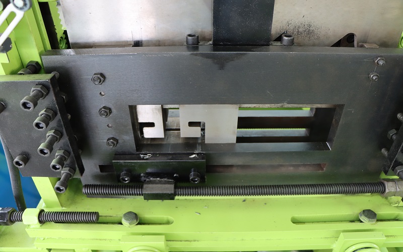 c purlin roll forming machine