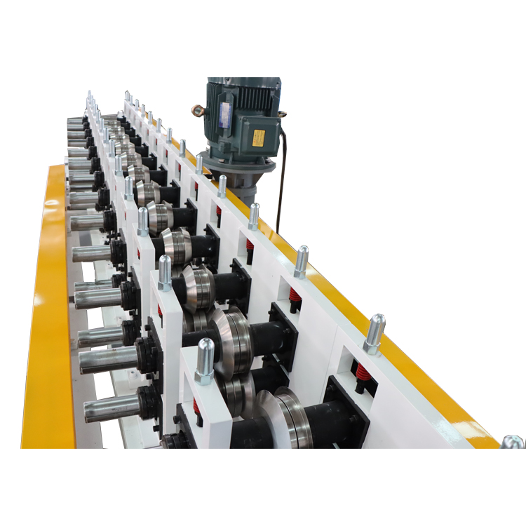 interchangeable H stud forming machine