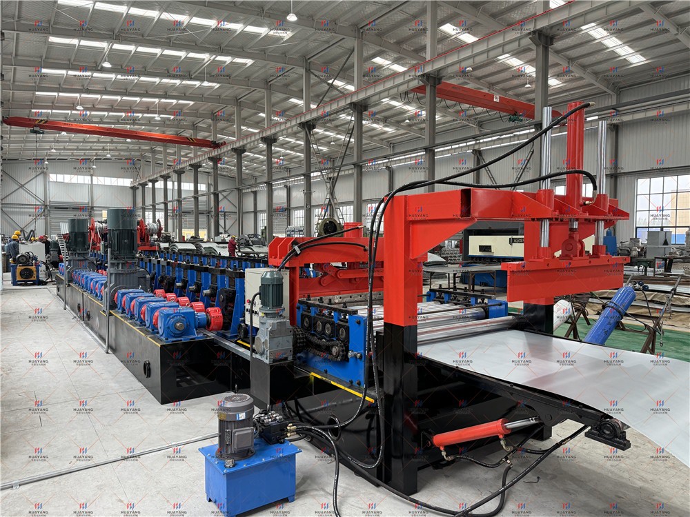 Grain silo roll forming machine