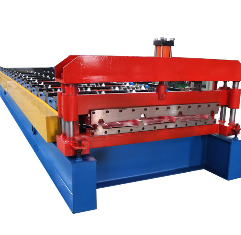 Metal roof tile making machine