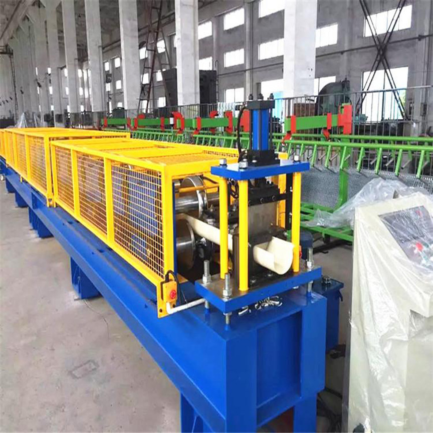 rain gutter making machine